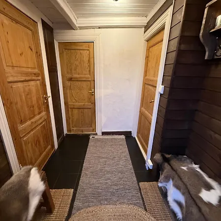 펜션 Unique 200-year Old Tiny House In Old Town