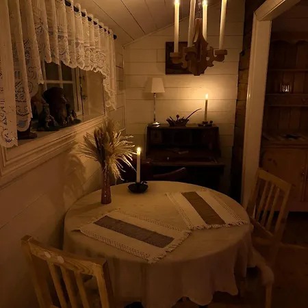 Unique 200-year Old Tiny House In Old Town Tatil Evi