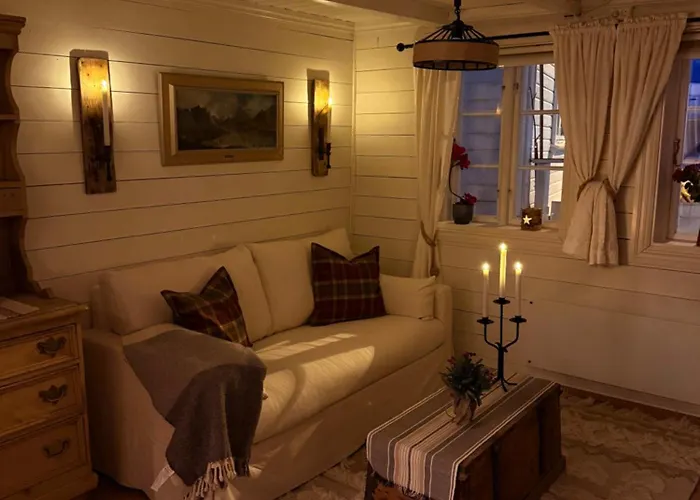 Unique 200-year Old Tiny House In Old Town Holiday home *