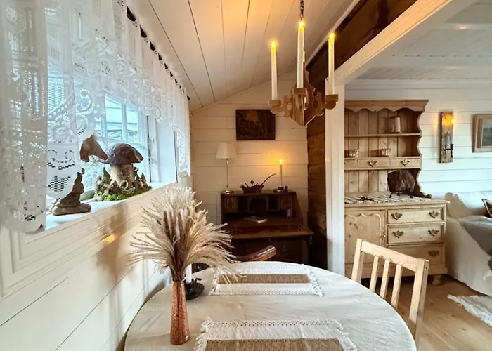 Unique 200-year Old Tiny House In Old Town Holiday home *