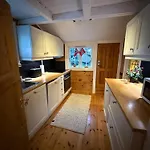 Feriehus Unique 200-year Old Tiny House In Old Town