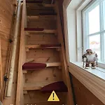 Unique 200-year Old Tiny House In Old Town *