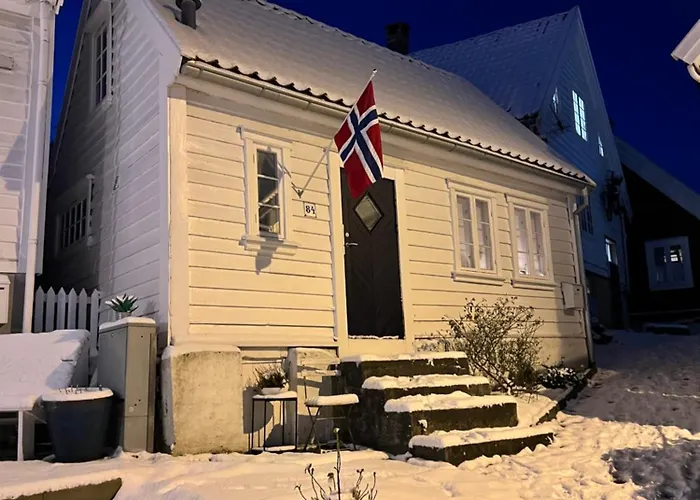 Unique 200-year Old Tiny House In Old Town