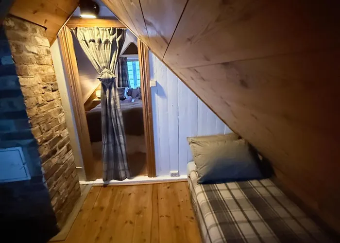 Unique 200-year Old Tiny House In Old Town Feriehus Stavanger