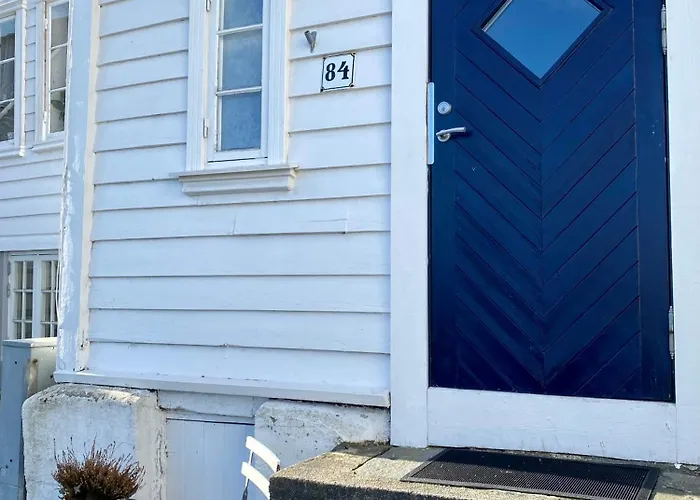 Unique 200-year Old Tiny House In Old Town